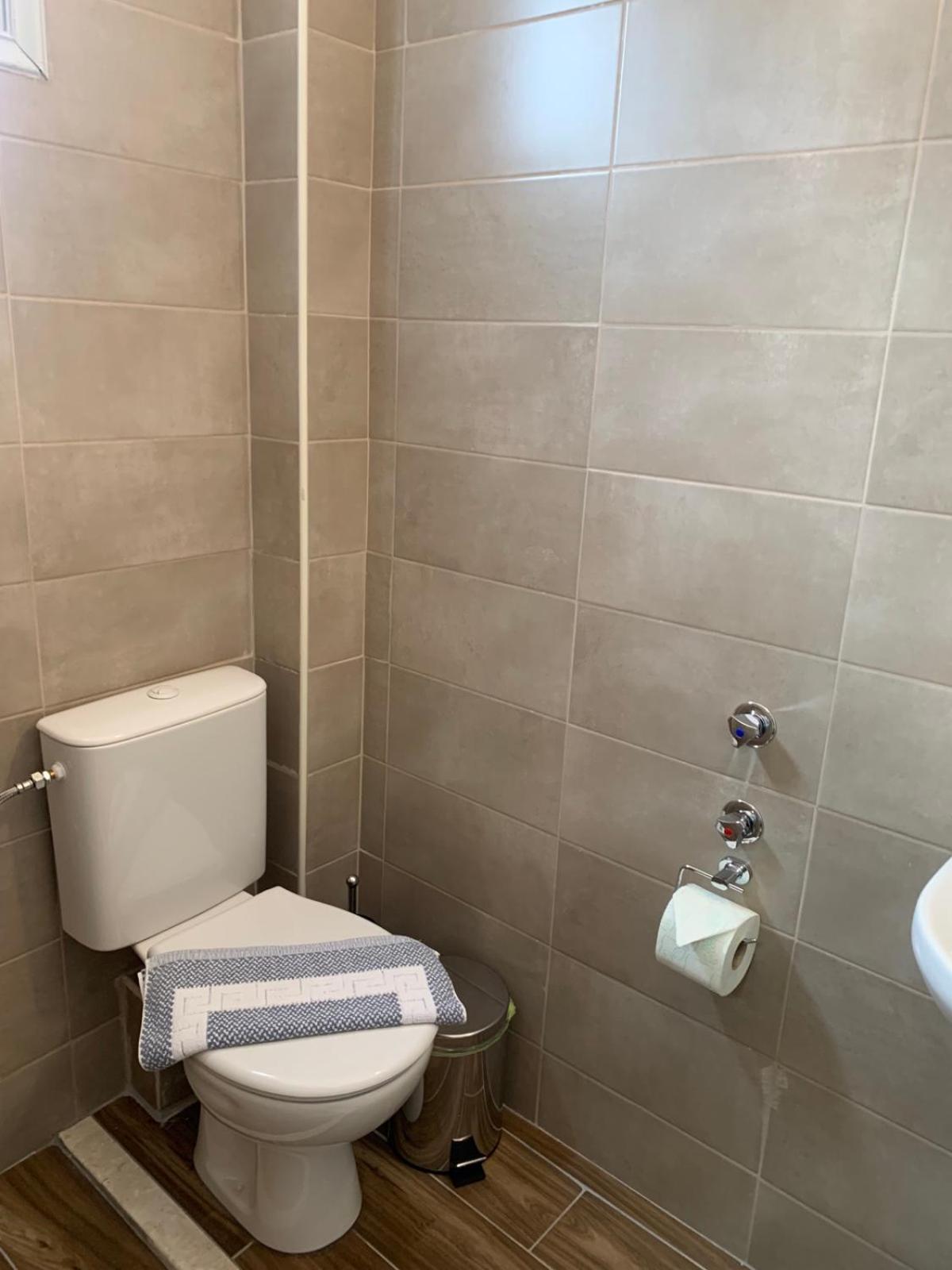 Velonis Apartments ليبتوكاريا المظهر الخارجي الصورة