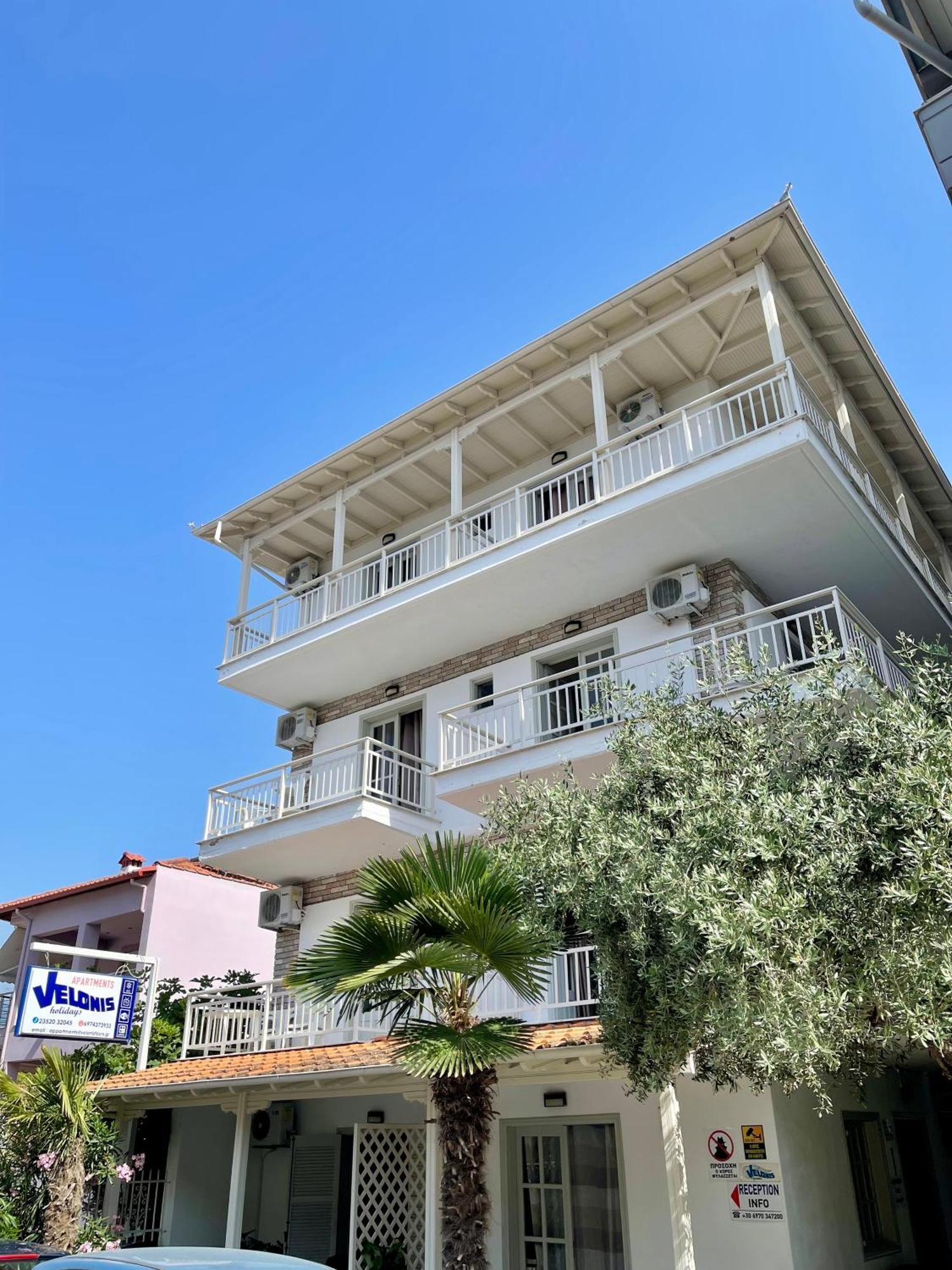 Velonis Apartments ليبتوكاريا المظهر الخارجي الصورة